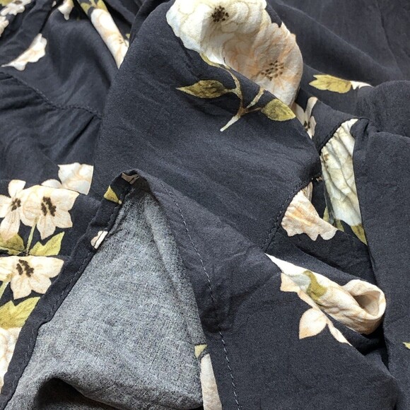 Torrid Plus Size 1 Gray White Floral Challis Babydoll Tank Latice Back Flowy - Picture 9 of 10